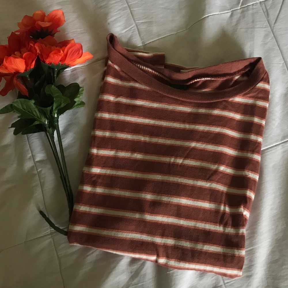 ✨~Burnt Orange stripped t-shirt~✨